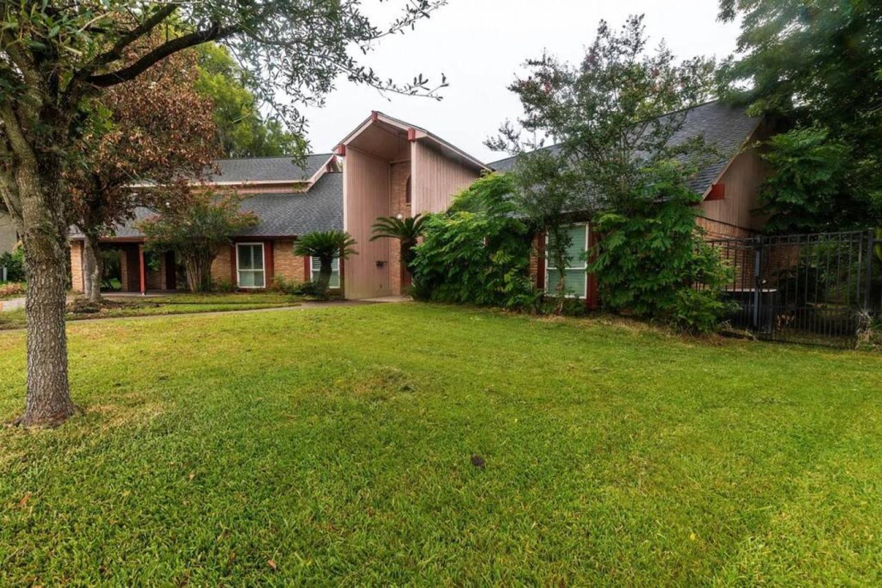 Huge 6 Bedroom With Pool, Spa, 85 Inch Tv, Game Room Houston Luaran gambar