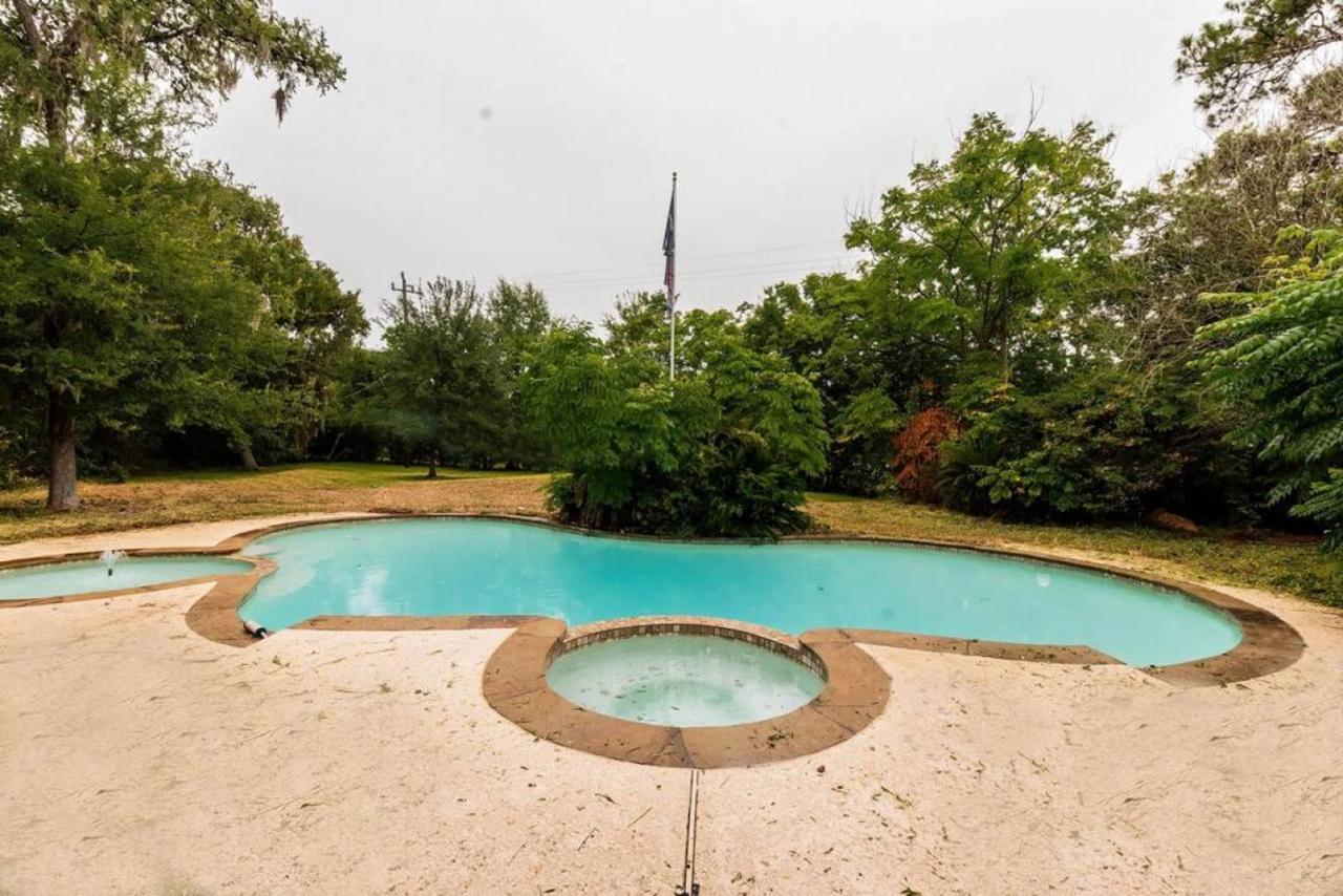Huge 6 Bedroom With Pool, Spa, 85 Inch Tv, Game Room Houston Luaran gambar