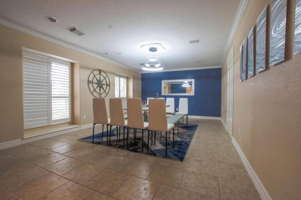 Huge 6 Bedroom With Pool, Spa, 85 Inch Tv, Game Room Houston Luaran gambar