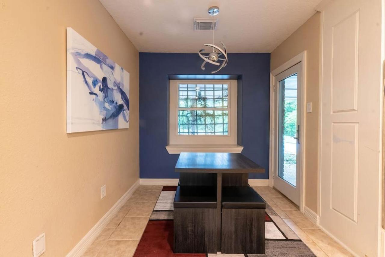 Huge 6 Bedroom With Pool, Spa, 85 Inch Tv, Game Room Houston Luaran gambar